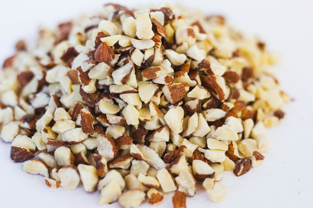 Almendra Picada 1 kg.